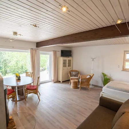 Rhoen-auszeit Apartment *